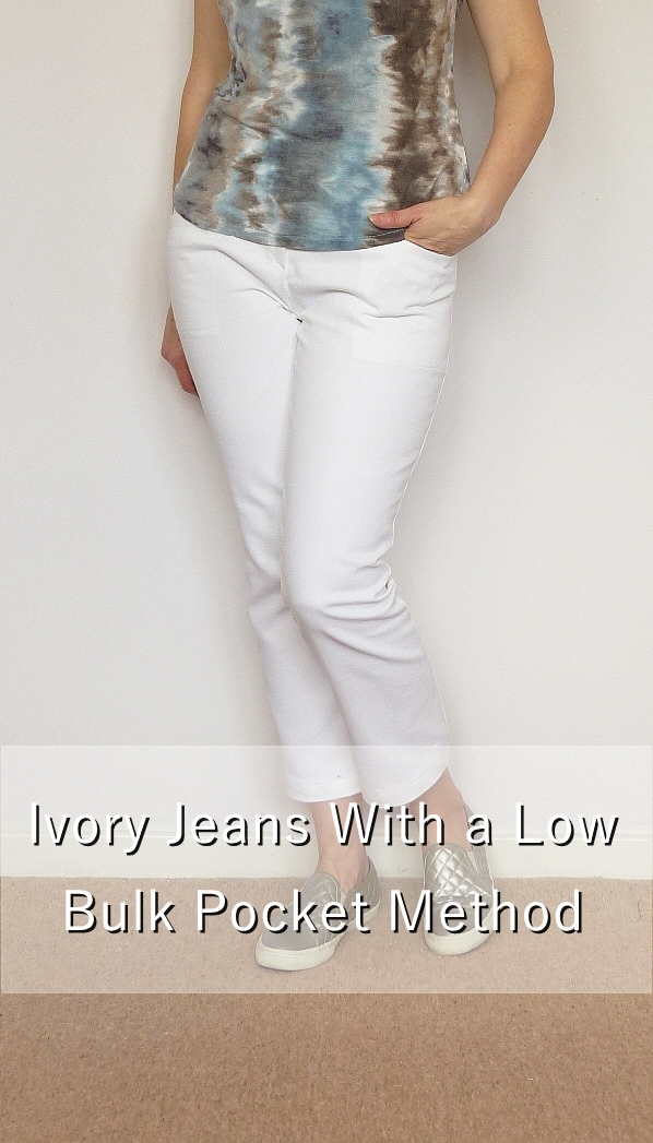 Jeans with a bulk-free pocket method