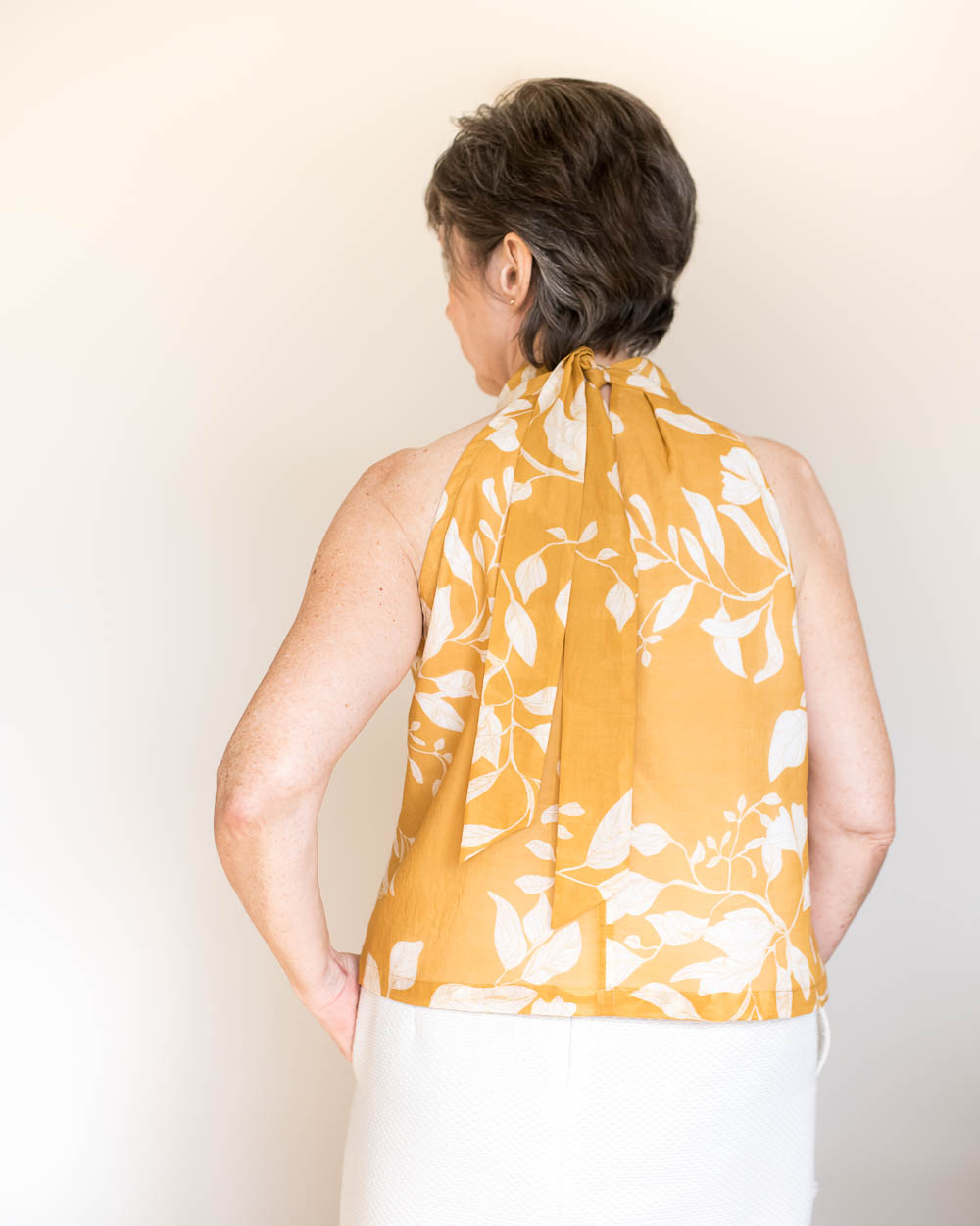 Tie-neck halter top
Back view